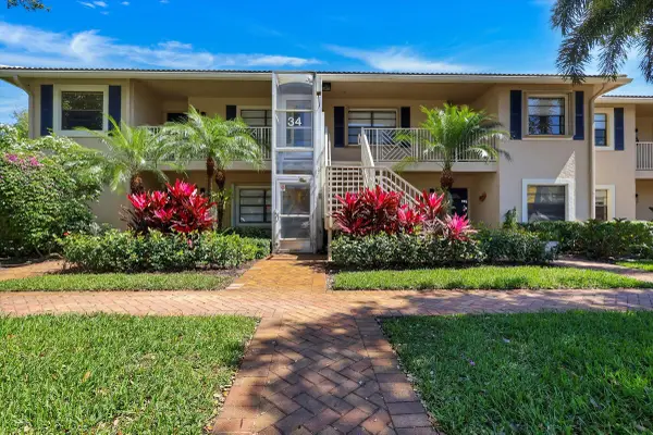 34 W Stratford Ln Lane W #D, Boynton Beach, FL 33436