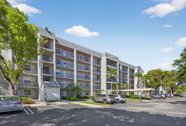 4091 Cypress Reach Court #302, Pompano Beach, FL 33069