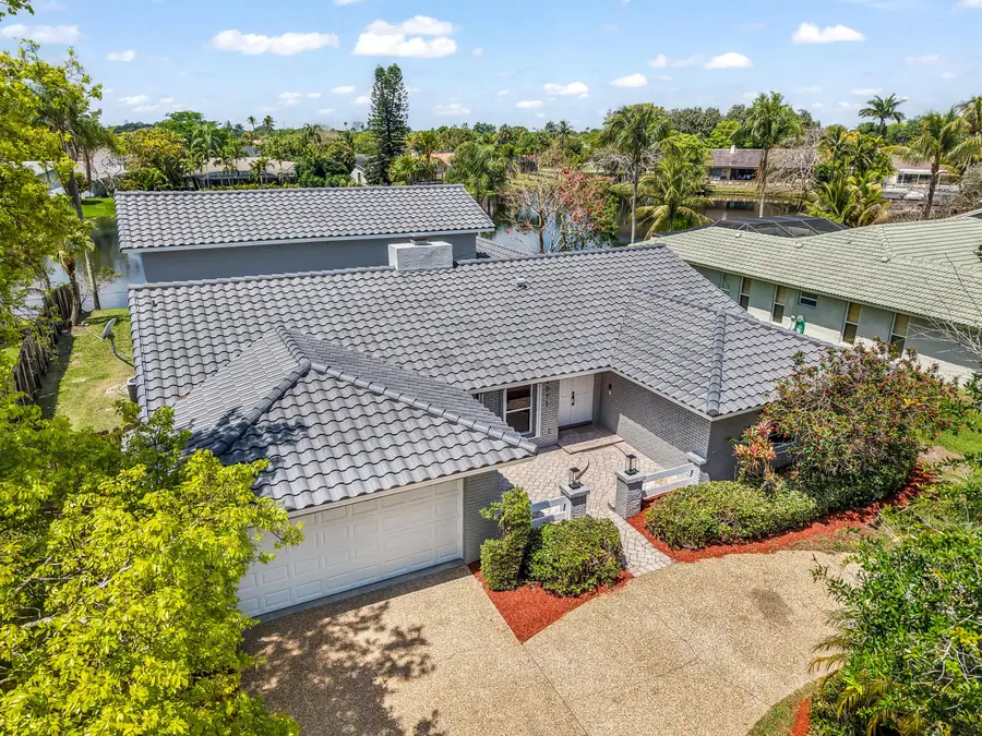 1071 NW 97th Avenue, Plantation, FL 33322 - #2