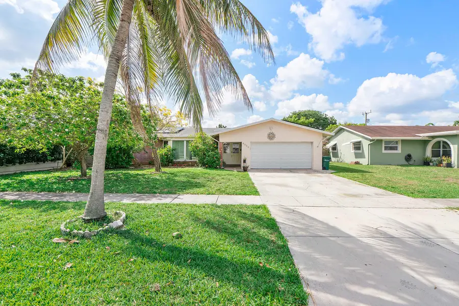 6530 NW 11th Street, Margate, FL 33063 - #2