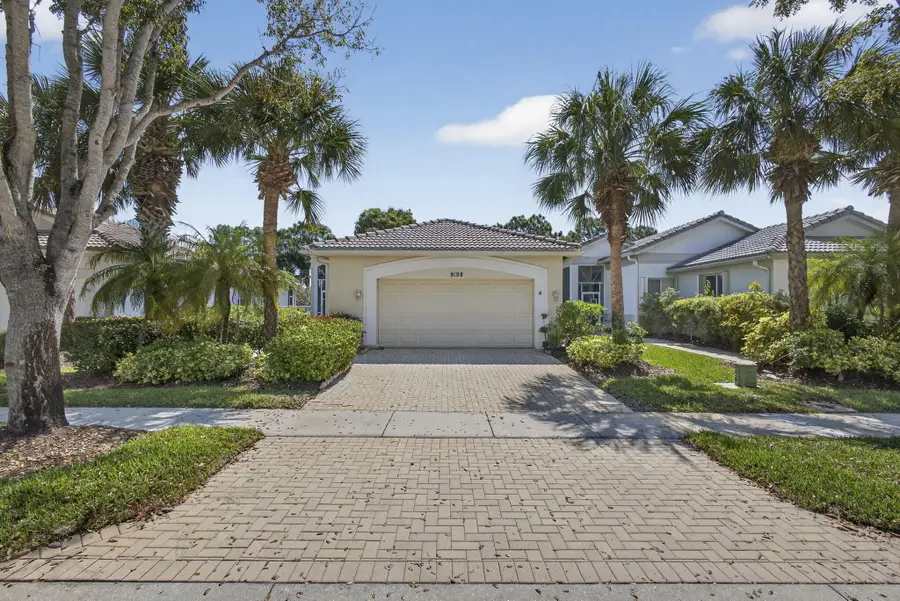 9198 Clipper Circle, West Palm Beach, FL 33411 - #2