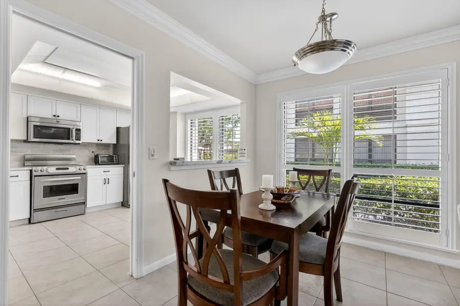 479 Brackenwood Lane N, Palm Beach Gardens, FL 33418 - #3