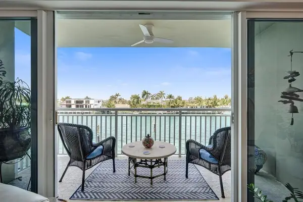 2611 N Riverside Drive #304, Pompano Beach, FL 33062