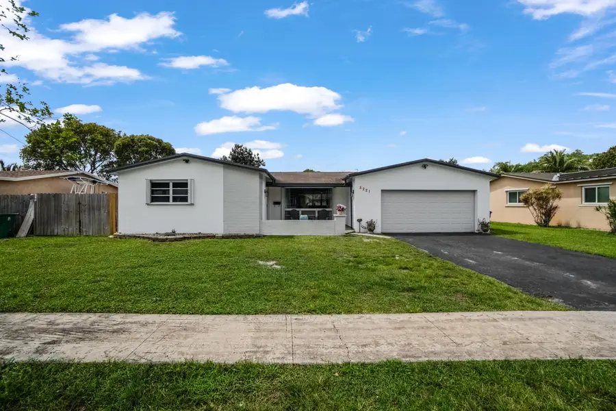 5221 SW 89th Avenue, Cooper City, FL 33328 - #2