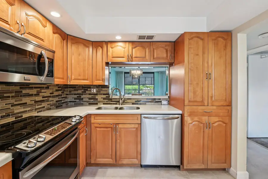 1101 Colony Point Circle #404, Pembroke Pines, FL 33026 - #3