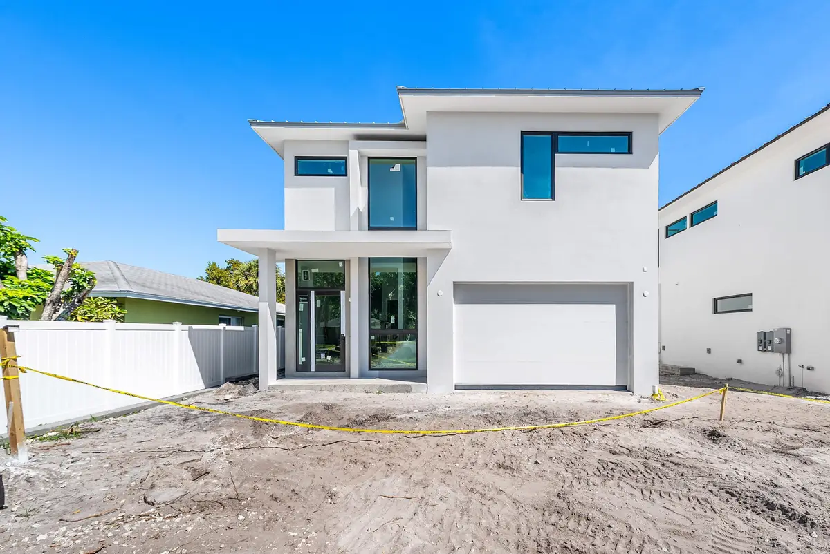 207 SE 5th Street, Delray Beach, FL 33483 - #1