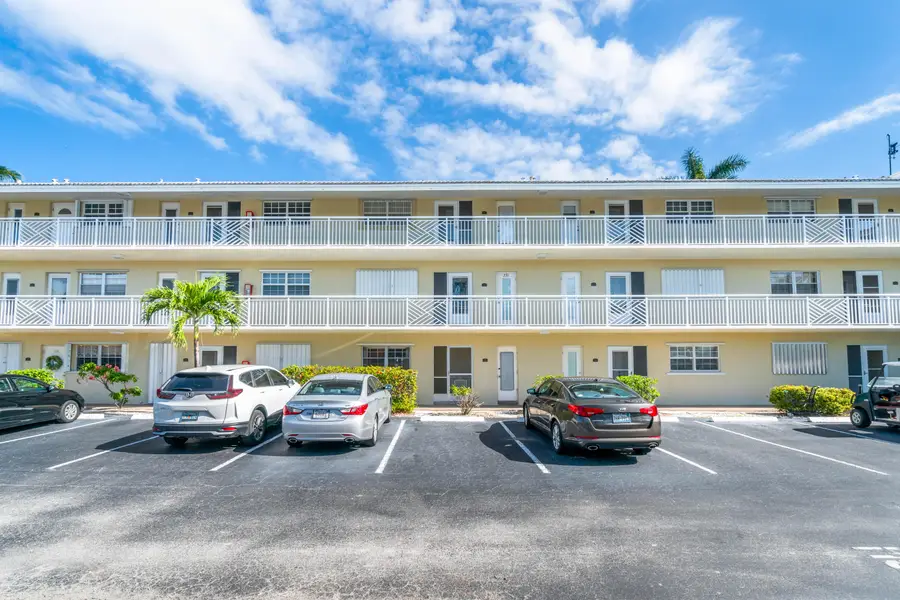 1951 NE 39th Street #131, Lighthouse Point, FL 33064 - #2