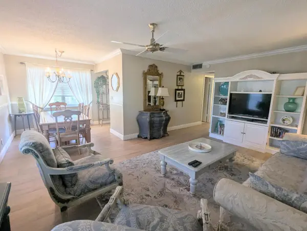 69 Andover C, West Palm Beach, FL 33417