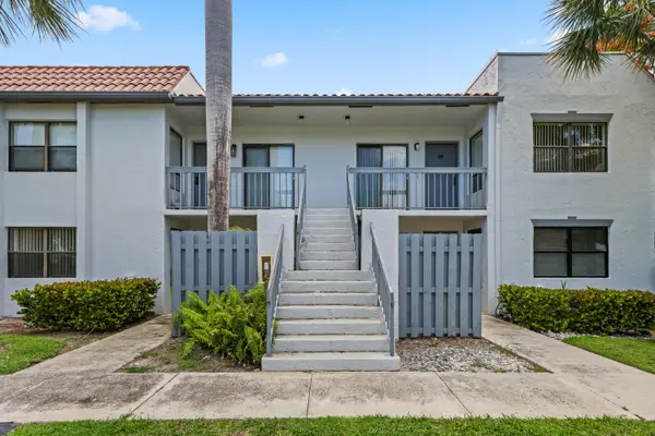 3275 Frederick Boulevard #17, Delray Beach, FL 33483