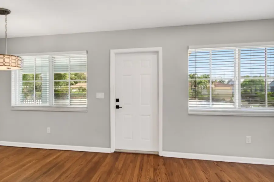 317 N B Street, Lake Worth Beach, FL 33460 - #2