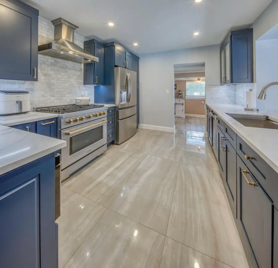 1328 Lake Victoria Drive, Lake Worth Beach, FL 33461 - #3