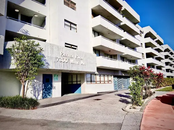 7300 Wayne Avenue #213, Miami Beach, FL 33141