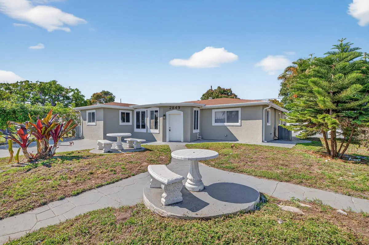 2849 SW 10th Street, Fort Lauderdale, FL 33312 - #1