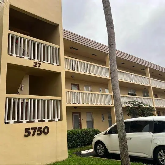 5750 NW 64th Avenue, Tamarac, FL 33319 - #3