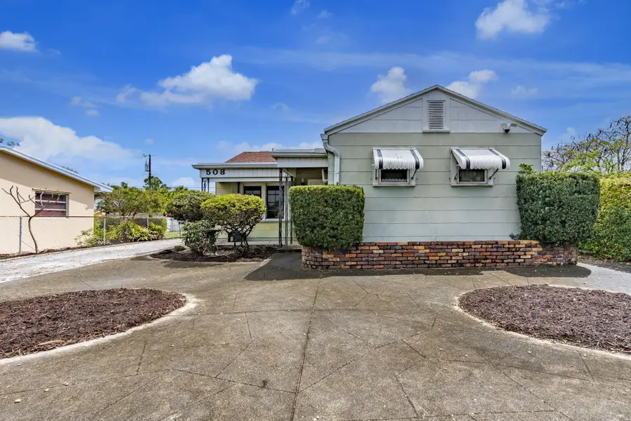 508 S B Street, Lake Worth Beach, FL 33460 - #2