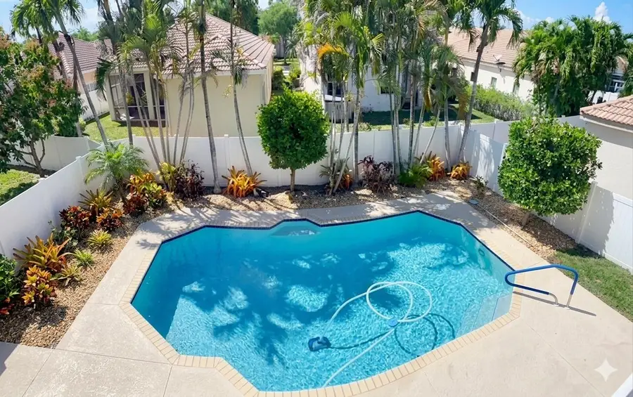 668 Willow Bend Road, Weston, FL 33327 - #2