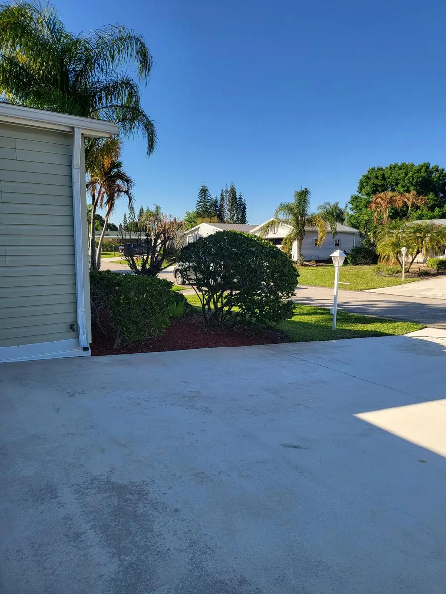 8125 9th Hole Drive, Port Saint Lucie, FL 34952 - #2