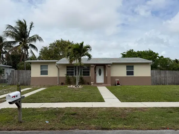 709 Caddie Place, West Palm Beach, FL 33409