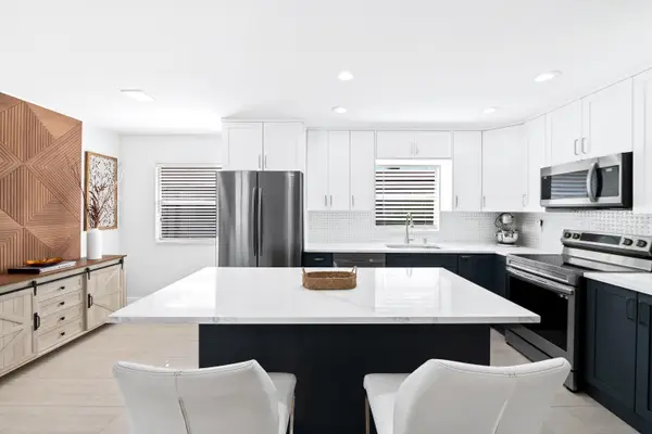 4 Seville Terrace #4, Delray Beach, FL 33446