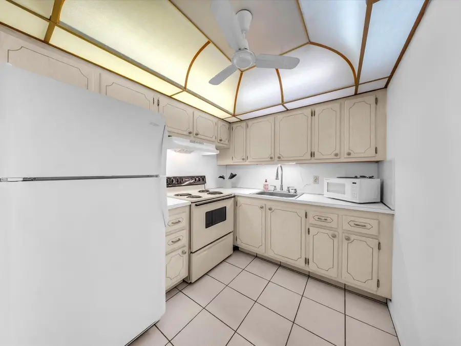 43 Windsor #C, West Palm Beach, FL 33417 - #2