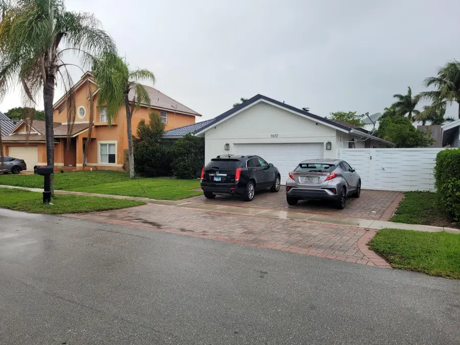 9651 SW 9th Court, Pembroke Pines, FL 33025 - #2