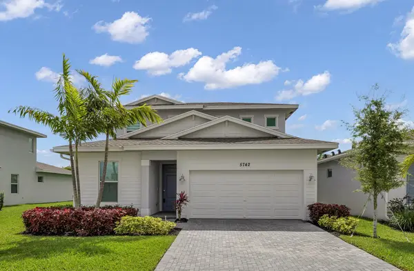 5742 Graceful Way, Delray Beach, FL 33484