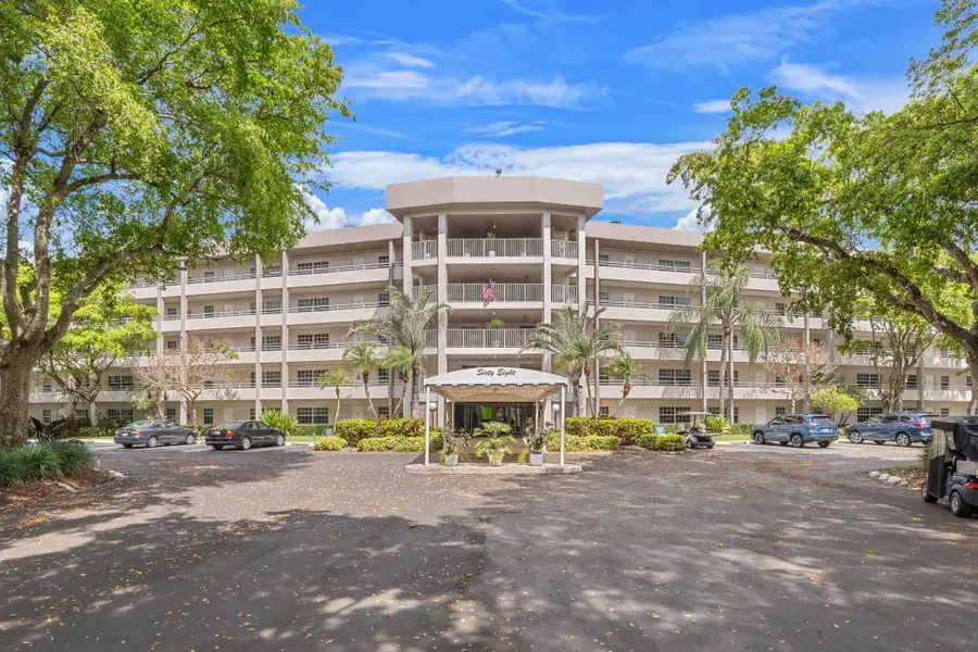 545 Oaks Lane #501, Pompano Beach, FL 33069 - #2