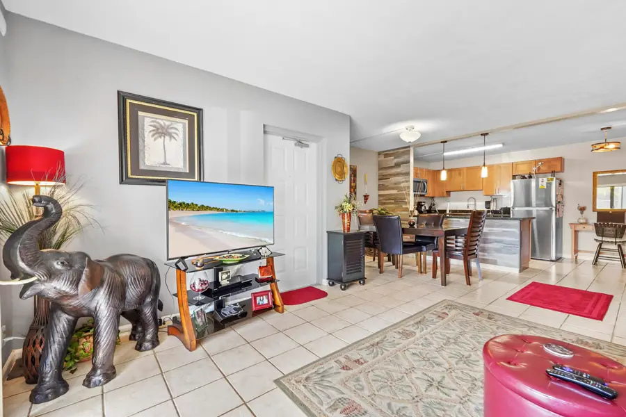 1013 Green Pine Boulevard #D1, West Palm Beach, FL 33409 - #3