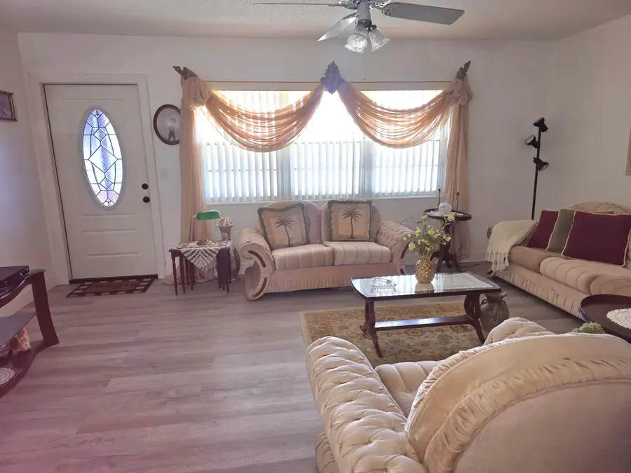 45 Easthampton B, West Palm Beach, FL 33417 - #2