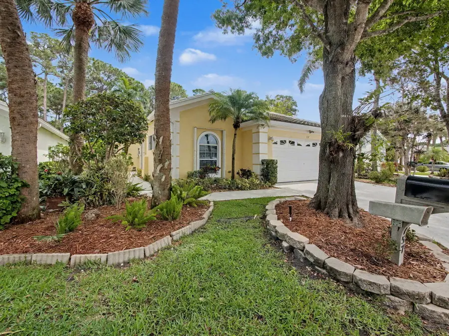 157 Harbor Lake Circle, Greenacres, FL 33413 - #3