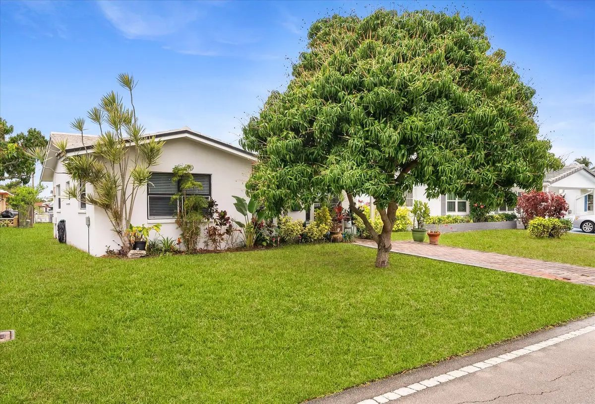 5713 NW 84th Terrace, Tamarac, FL 33321 - #1