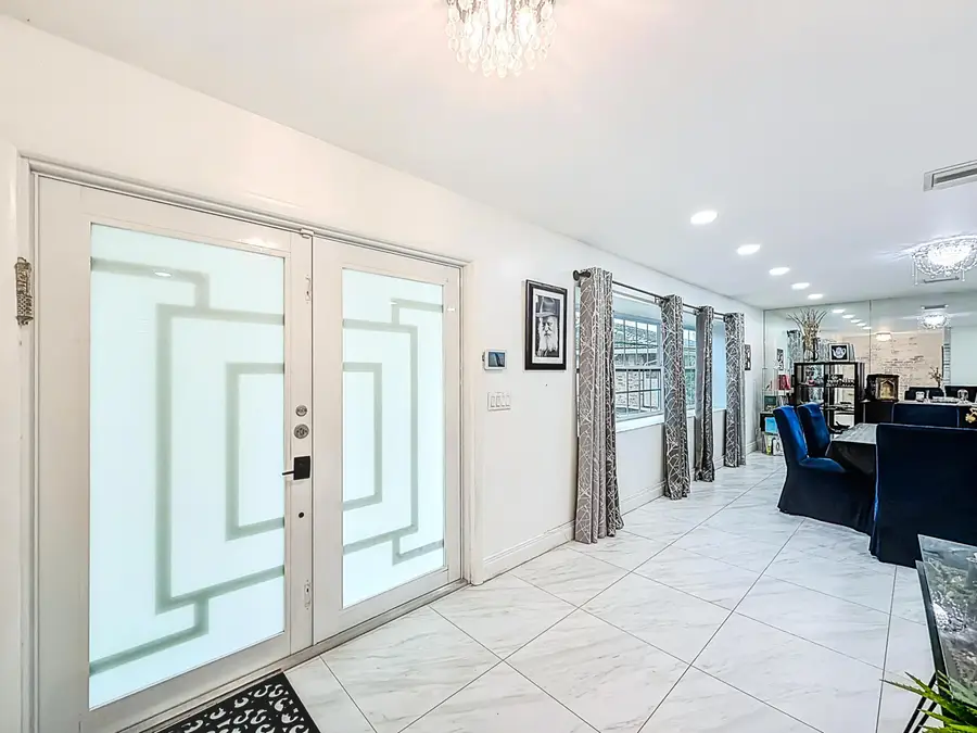 9990 NW 38th Street, Coral Springs, FL 33065 - #3