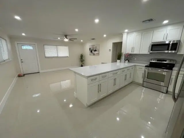 770 NW 40th Street, Oakland Park, FL 33309 - #2