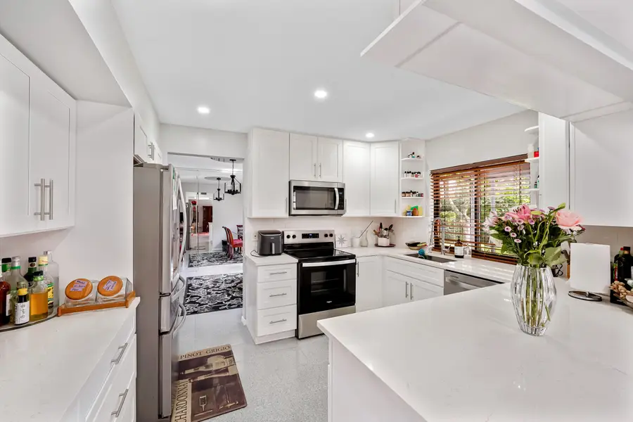 6840 W Wedgewood Avenue, Davie, FL 33331 - #2