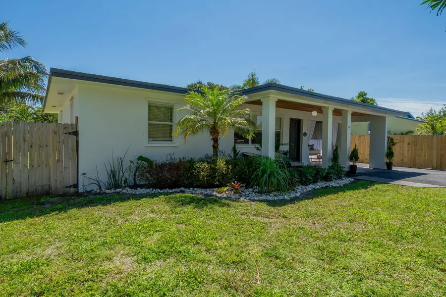 246 NE 14th Street, Delray Beach, FL 33444 - #2