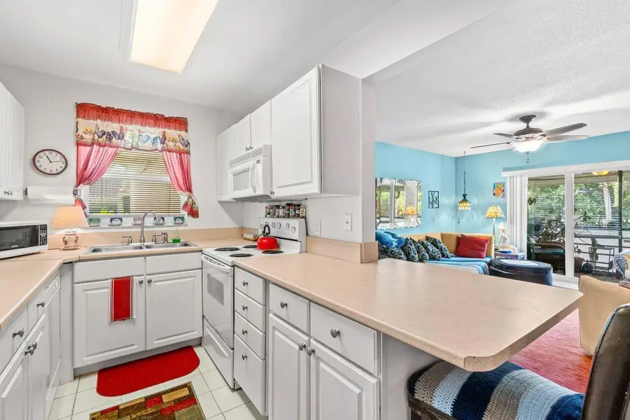 1124 NW 13th Street #204a, Boca Raton, FL 33486 - #3