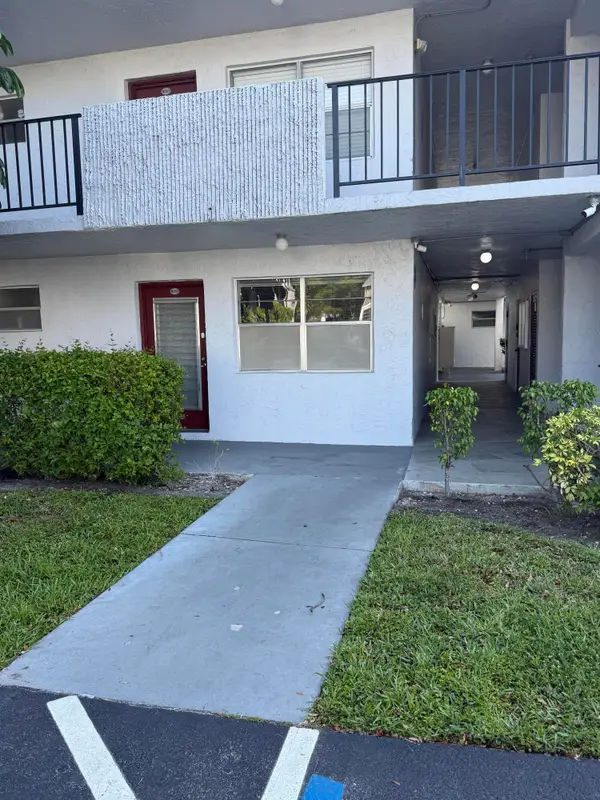 8205 NW 61st Street #B111, Tamarac, FL 33321