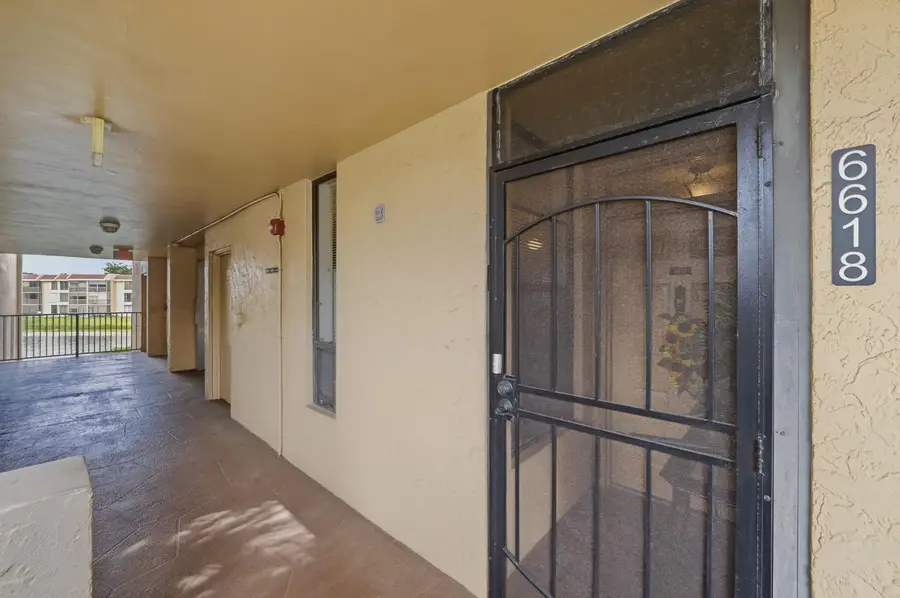 6618 Coral Lake Drive #206, Margate, FL 33063 - #2