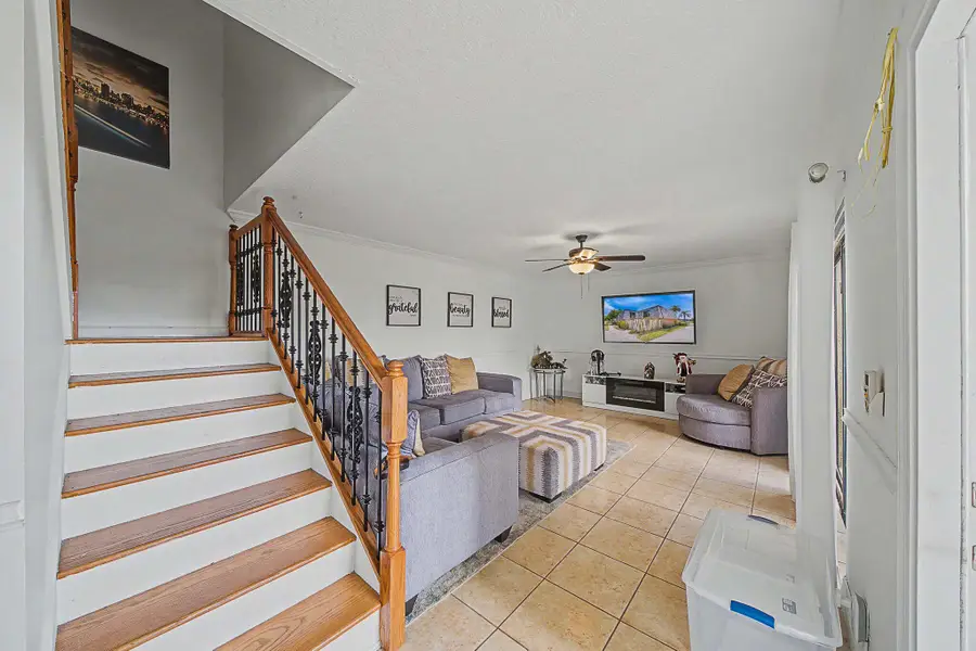 149 Lake Arbor Drive, Palm Springs, FL 33461 - #3