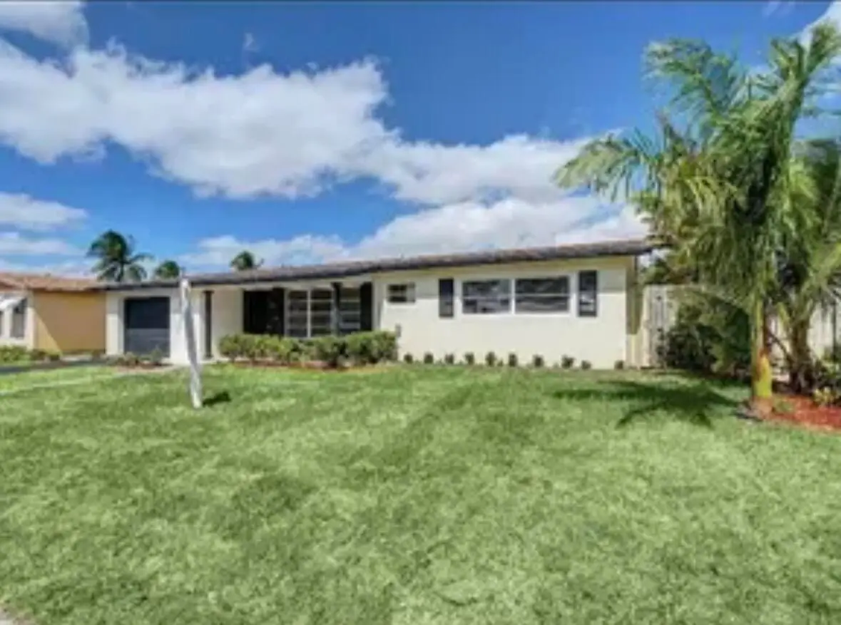 219 SE 13th Street, Deerfield Beach, FL 33441 - #1