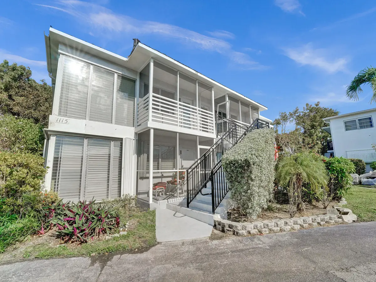 1115 SE 14th Place, Fort Lauderdale, FL 33316 - #1