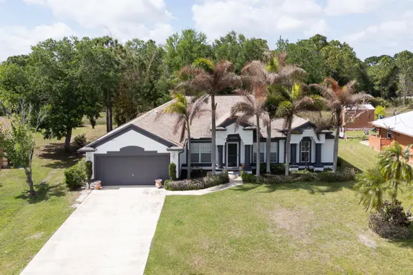 5336 NW W Lanett Circle, Port St Lucie, FL 34986