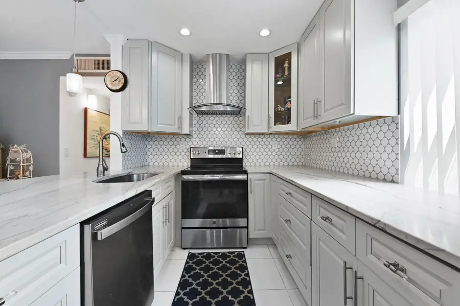 182 Piedmont D, Delray Beach, FL 33484 - #3