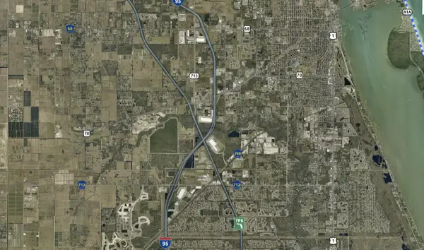 5315 NW Milner Drive, Port St Lucie, FL 34983