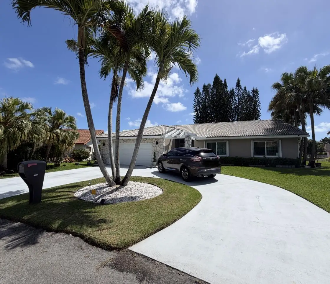 7626 NW 87th Avenue, Tamarac, FL 33321 - #1