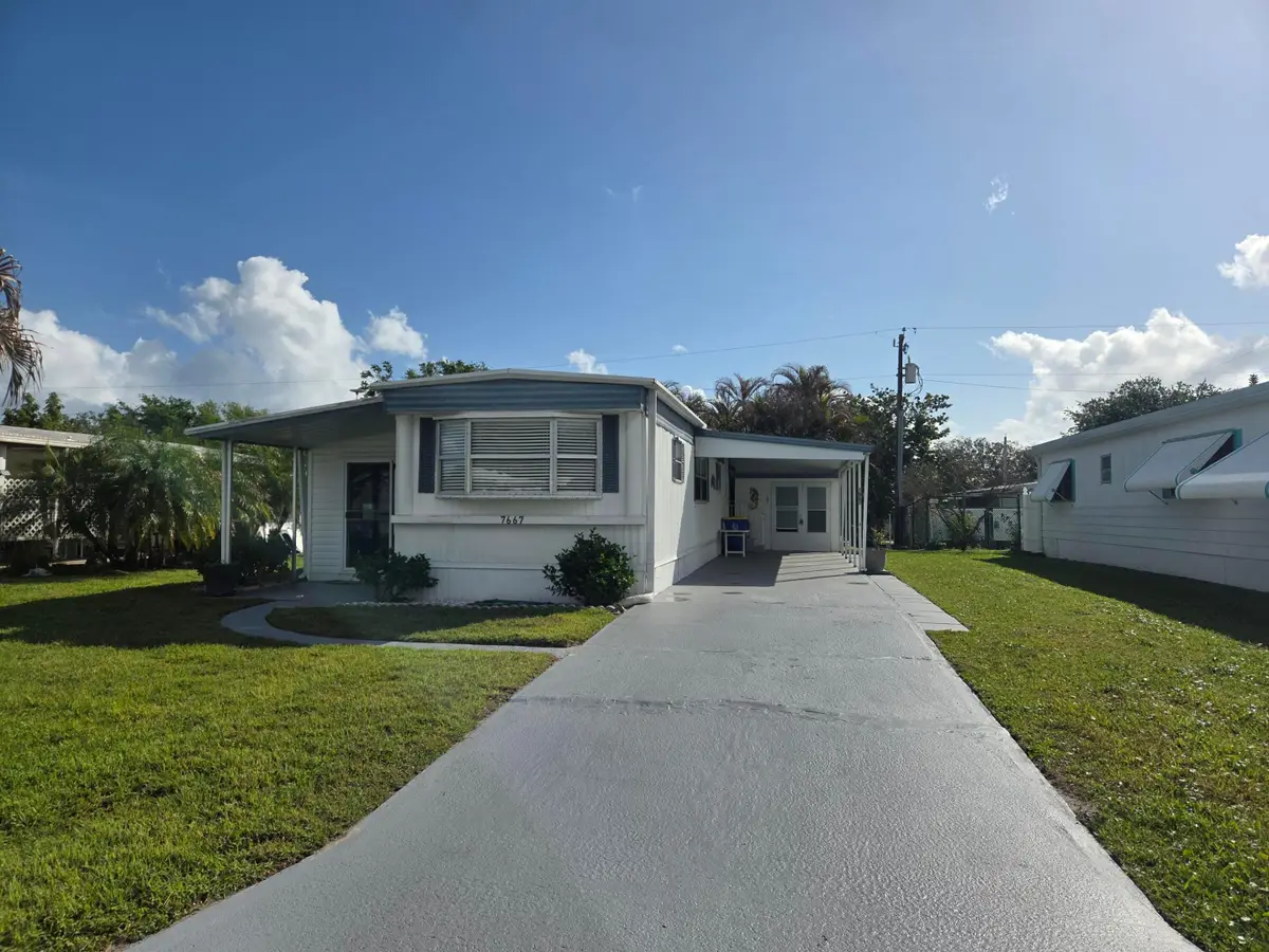 7667 SE Swan Avenue, Hobe Sound, FL 33455 - #1