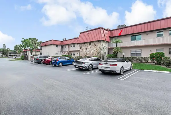 12022 W Greenway Drive #204, Royal Palm Beach, FL 33411