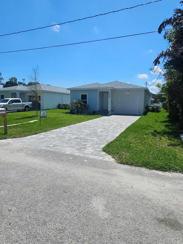 3838 SE Grant Street, Stuart, FL 34997