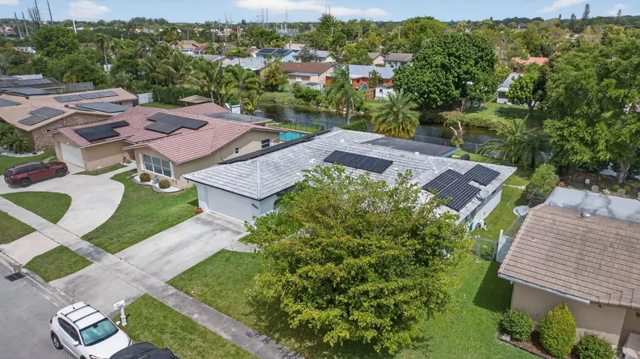 6661 NW 23rd Street Nw, Margate, FL 33063 - #2