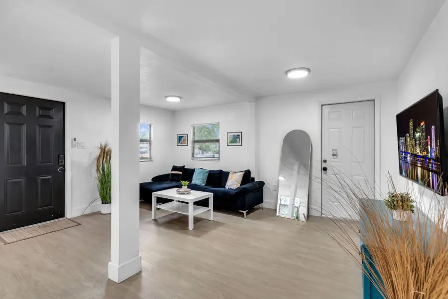 109 NW 7th Avenue, Dania Beach, FL 33004 - #3